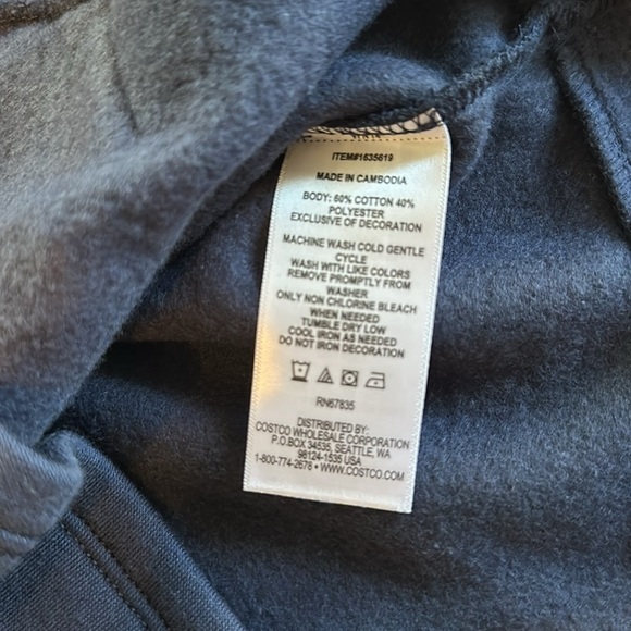 Woman Nautica Hoodie with V Neck and front pockets Size Medium Navy Blue - Picture 13 of 13